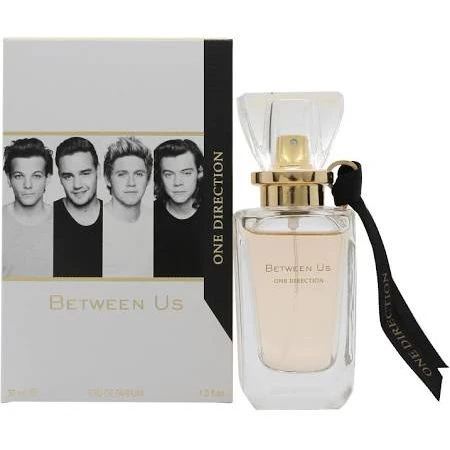 One Direction Between Us Eau De Parfum 30ml Spray 3 One Direction Between Us Eau De Parfum 30ml Spray